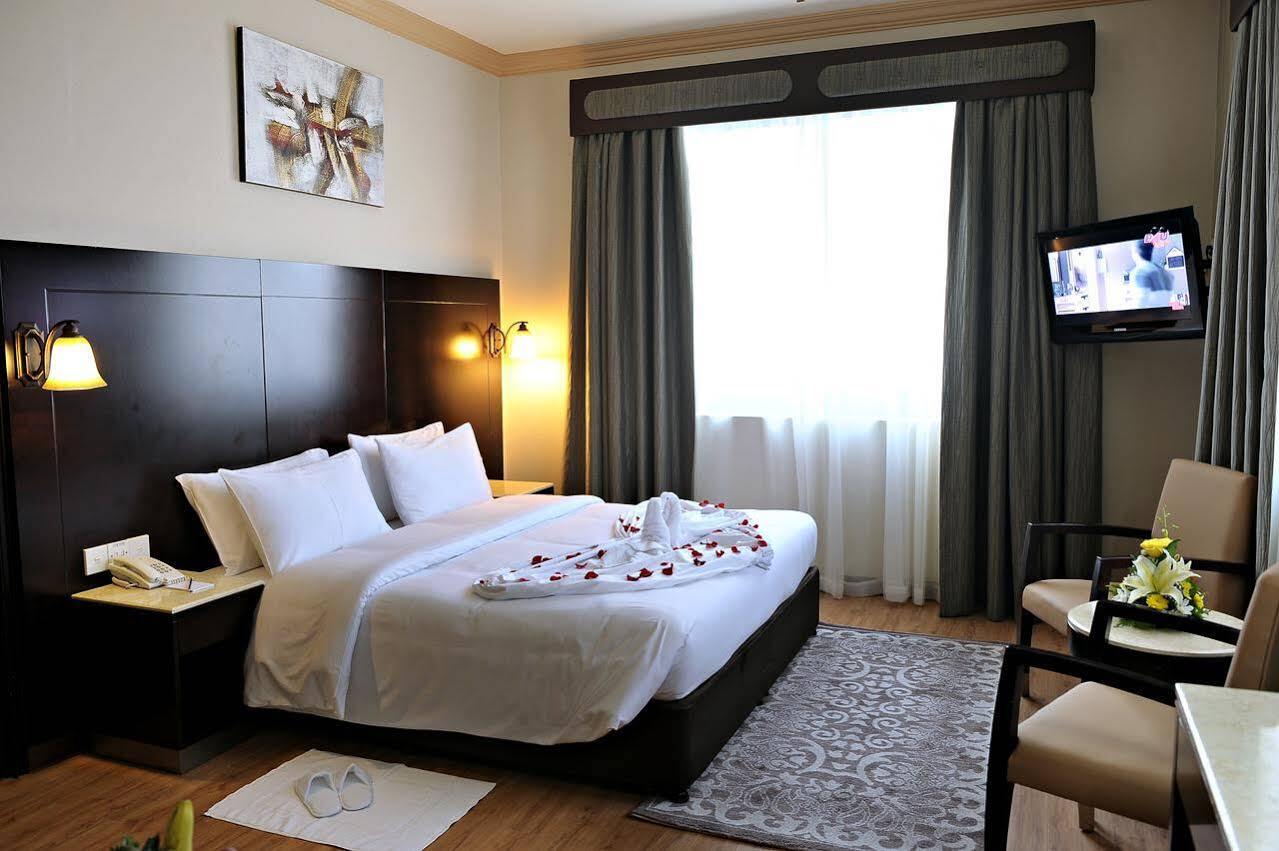 Signature Inn Al Riqqa Dubai Exterior foto